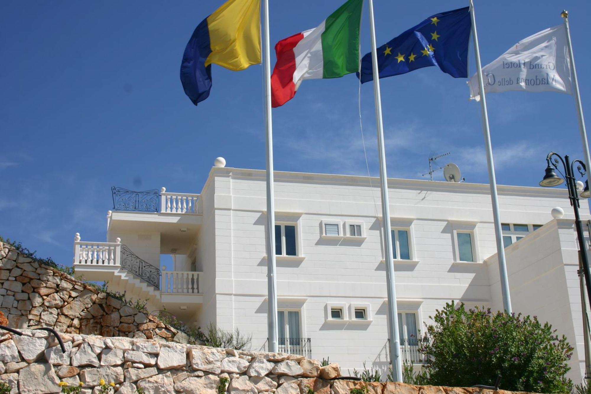 Hotel Madonna Delle Grazie Чельє-Мессапіка Екстер'єр фото
