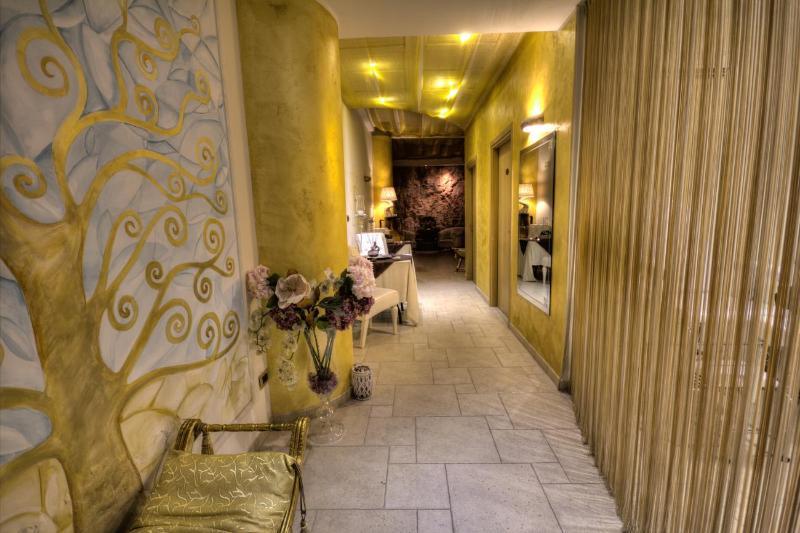 Hotel Madonna Delle Grazie Чельє-Мессапіка Екстер'єр фото