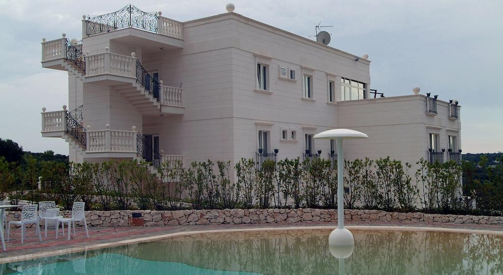 Hotel Madonna Delle Grazie Чельє-Мессапіка Екстер'єр фото